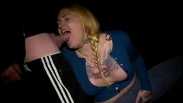 Village fat whore gave blowjob to Gopnik