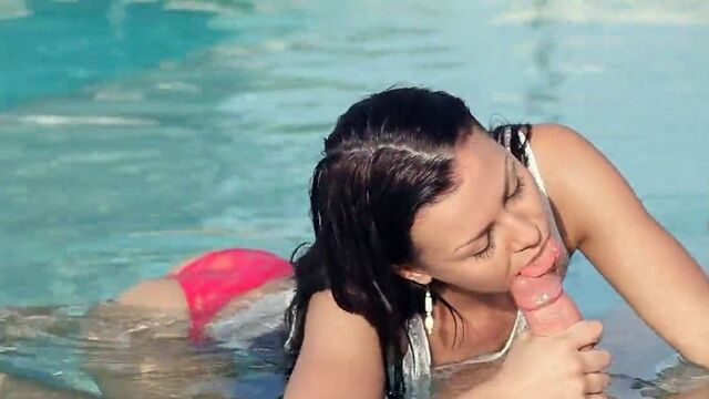 Sex in the pool with a charming brunette