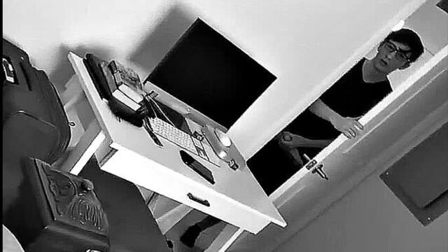 PORN -- TEENAGE CAUGHT PARENTS HAVING SEX -- PORN IN RUSSIAN LANGUAGE