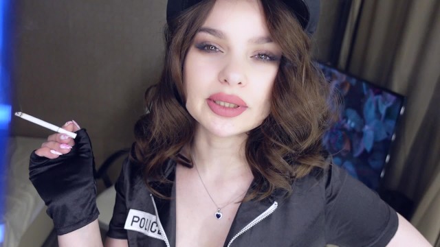 How do you feel about smoking vulgar people?