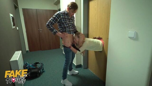 Pocket PornHub (Roommates fucked blonde stuck in door)