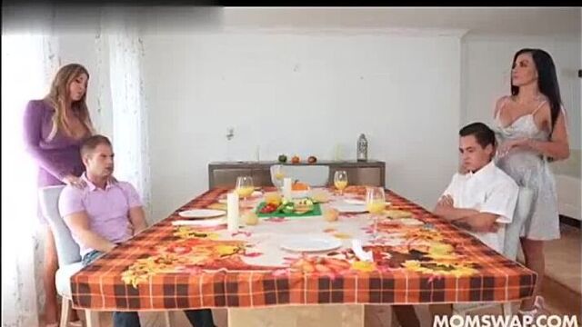 Incest - Mom Swap - Thanksgiving - (Russian voice acting)