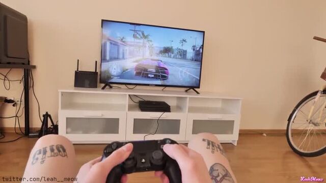 Let me play with your dick (Russian captions tits, anal, brazzers, sex, porno, milf mother voice-over translation in Russian)