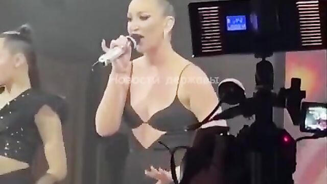 Buzova has become a laughing stock again