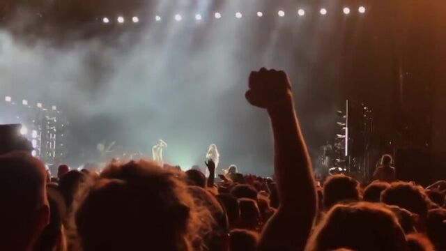 KENDRICK LAMAR stopped his concert because a girl said the word NIGER in his song