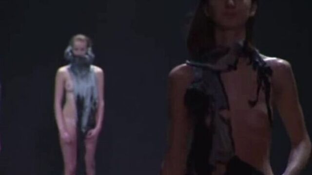 Naked on the catwalk - a show of clothes that dissolve in water