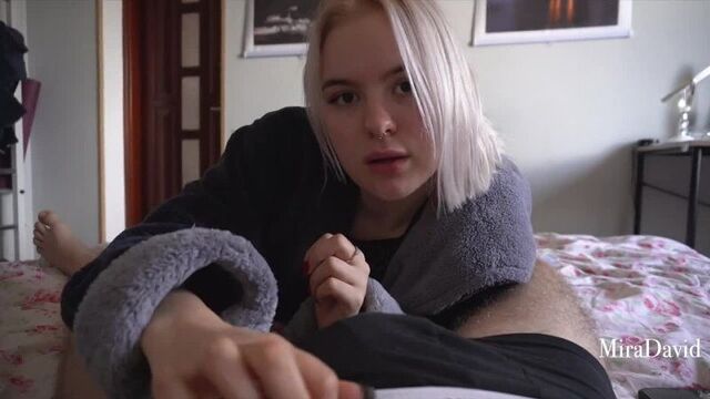 Sex with a blonde in the early morning while everyone is sleeping (Blonde, Homemade, Young, POV - POV)