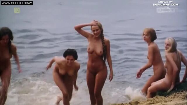 ENF, CMNF – several village girls were caught swimming naked