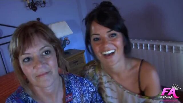 fucking real mother and daughter (FF)