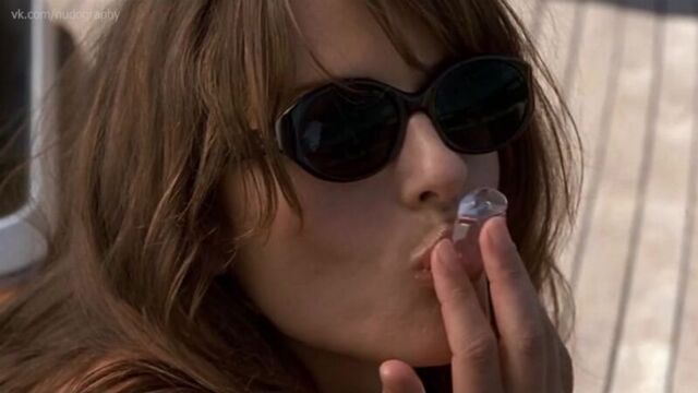 Elizabeth Hurley naked in the movie The Weight of Water (2000, Kathryn Bigelow)