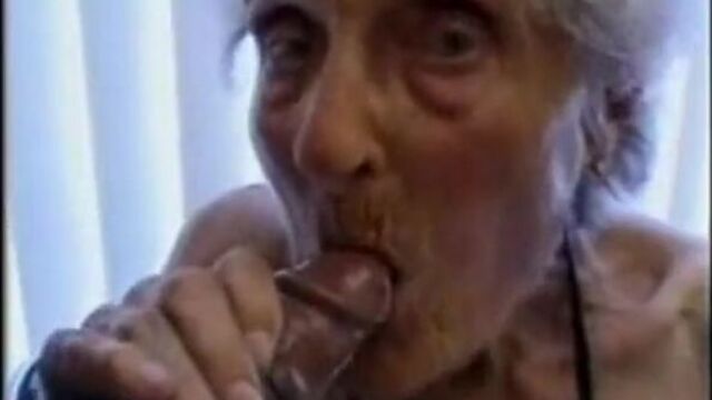 Granny sucks and fucks! (Porn, blowjob, milf, incest, son, mom, cum on face in mouth, hardcore, mature, anal not Russian)