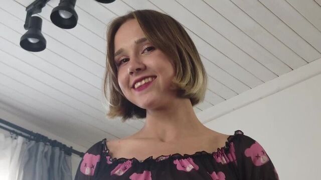 KarinaOblepihova Beauty couldn't hold back sperm in her ass