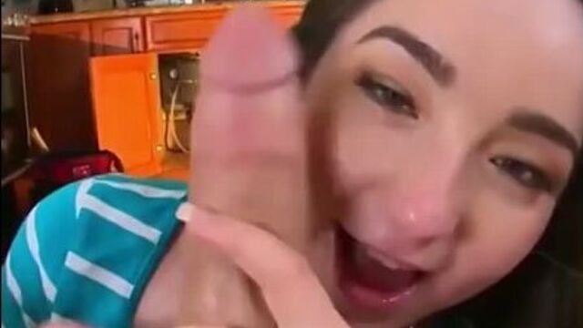 The girl knows how to deal with it [porn, sex, porno, homemade, tiktok, video, entry]