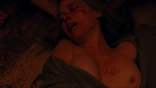 Jennifer Lawrence and Michelle Pfeiffer naked in the movie "Mom!" (2017)