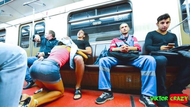 Sex in the Moscow metro