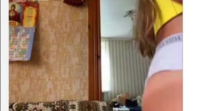 chat roulette, omigle, mini chat, chatrul baby showed her ass, pussy and breasts, for more, go to the wall or write to telegram @chutkaok