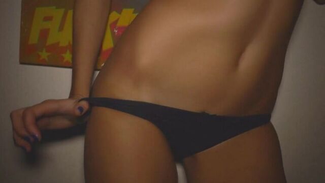 NASTY SELFIES