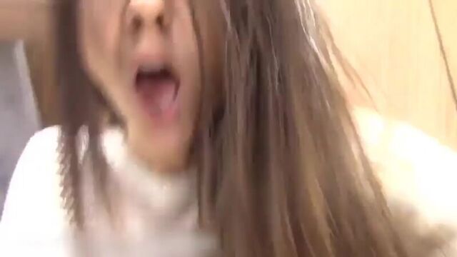 MASTURBATES AND CUMMS IN THE FITTING ROOM [SEX, FUCK, ALL SEX, PORNO, STUDENTS, BEAUTIFUL ASSES, MASTURBATES, CARESHING, PUSSY, SOLO]