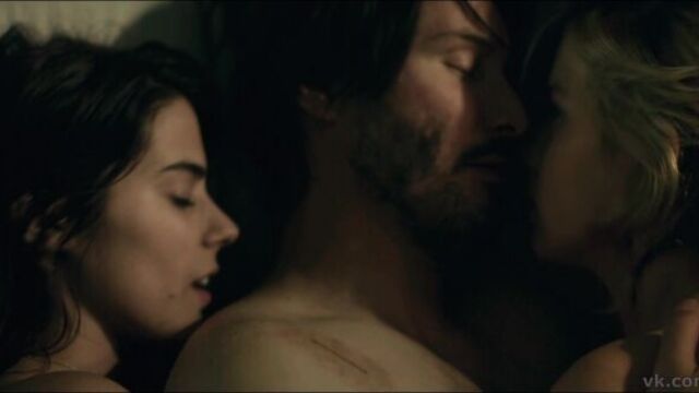 Group sex with Ana de Armas and Lorenza Izzo