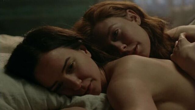 Katherine Waterston and Vanessa Kirby naked in The World to Come (2020)