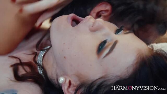 THE BEST PORN WITH LESBIANS YOU'VE SEEN!