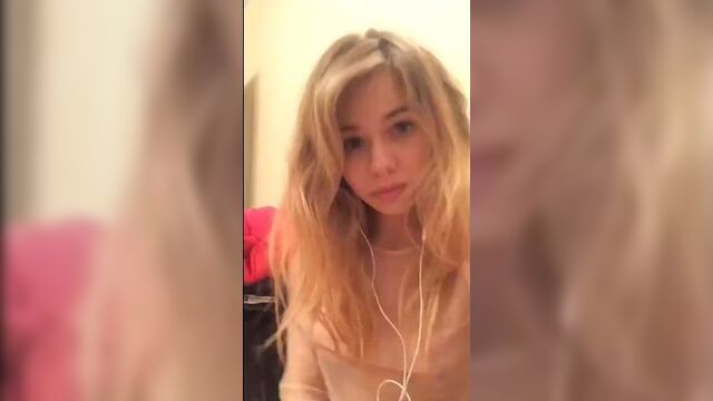 rapes Russian wife in pussy on periscope video chat porn sex full chat roulette virtual periscope masturbates