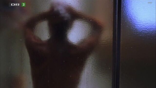 Milla Jovovich Nude - Milla Jovovich Nude - 2002 No Good Deed