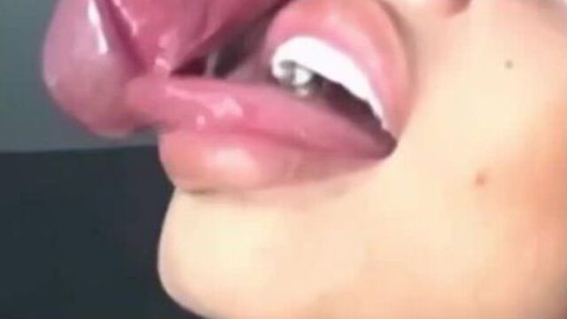 Unusual blowjob with big lips