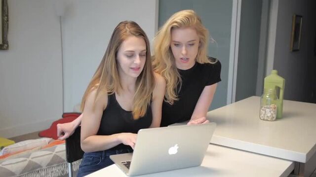 LESBIAN SEX _ EXPECTATIONS VS REALITY