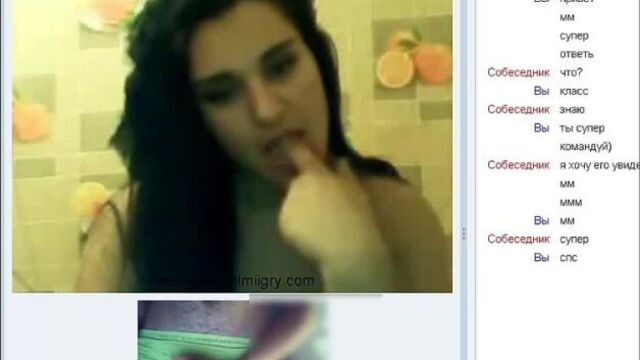 Watches me jerk off for her in chat roulette