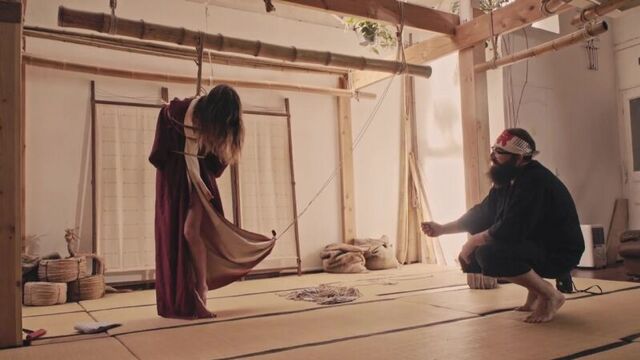 Sensual example of shibari (BDSM), 18+