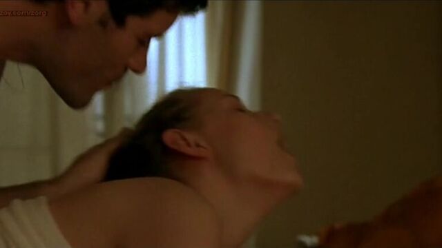 Leelee Sobieski naked in the movie "Idol" (2002)