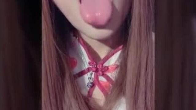A sexy girl licked my dick on camera on webcam in chatrubate - just super