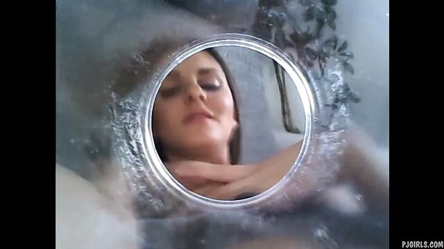 Kira - Kinky Selfie (endoscope pussy video on camera)
