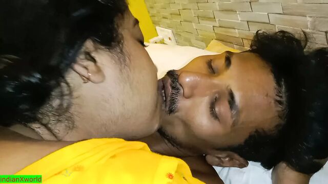 Indian sexy bhabhi has hot real sex with young lover! sex in hindi