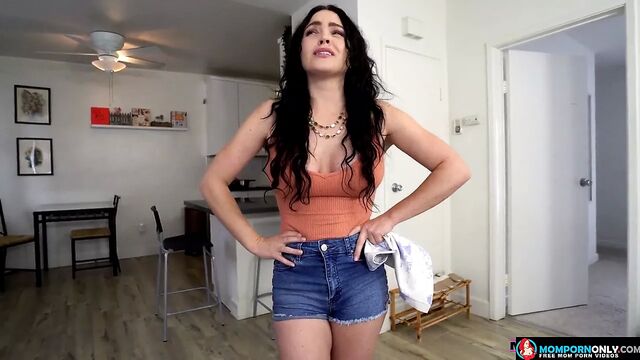 Young stepmom gets fucked by her young stepson, stepmoms teach sex
