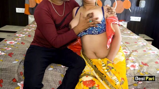 Desi pari bhabhi has sex during house rental agreement with clear hindi voice