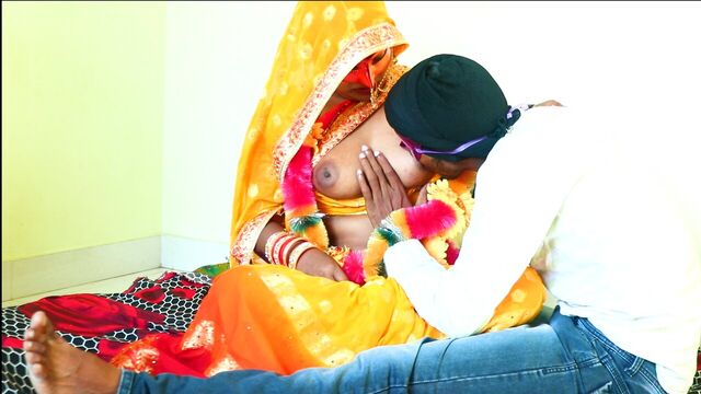 Dirty bhabhi fucked by huge desi dick in suhagrata - desi style