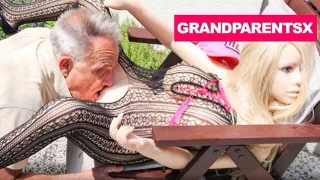 Decrepit grandpa fucks sex doll