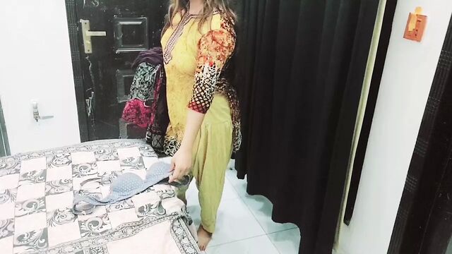 I fucked my neighbor's wife when I saw her changing clothes
