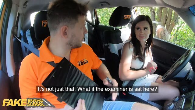 Fake Driving School teen babe Eliss gives great blowjob