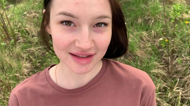 If you have MONEY, then ANYTHING is possible! Professional pickup and sweet blowjob in public - Olivia Moore