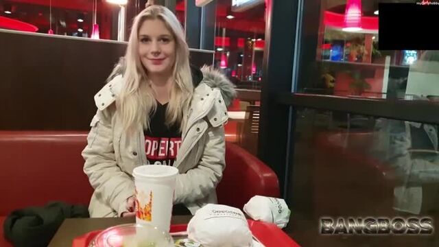 sucked for a burger in the toilet teens blowjob amateur incest [Incest,MILF,Blonde,POV,New Porn 2017,incest big tits anal blowjob