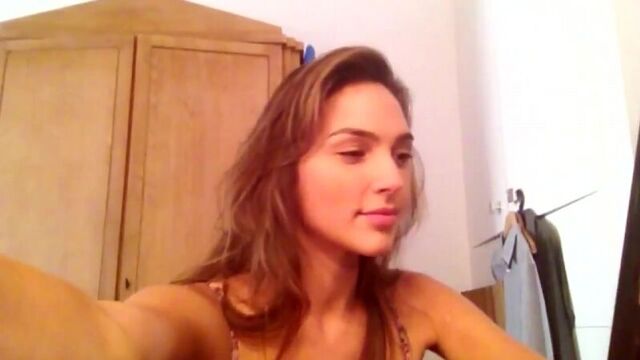 Gal Gadot nude - Gal Gadot nude