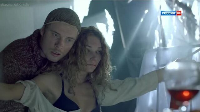 Yulia Mavrina in the film “Life after Life” (Life on Borrow, 2013, Alexander Budyonny) Naked? Sexy!
