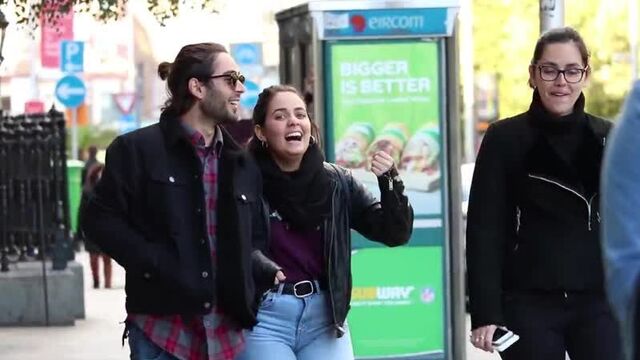 Shaker part 1 jerks off in public (prank vulgar Sex ArtHDCinema.it New Films TV Series Cinema Erotic humor funny sexy Clip Girls