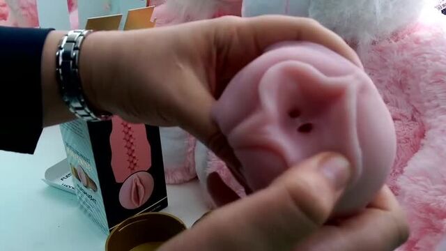 Super REALISTIC VAGINA from Aliexpress / Male VAGINA masturbator / sex toys for men