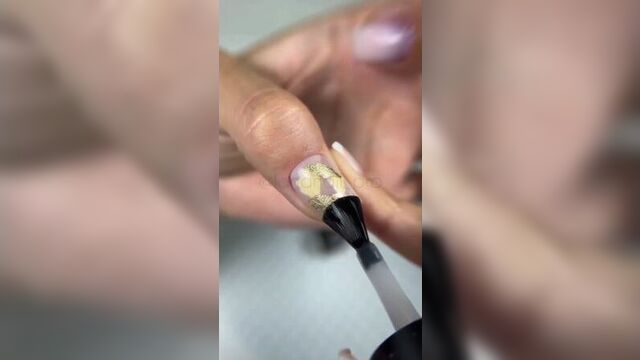 Nude design with gold Video from Manicure | Nail design