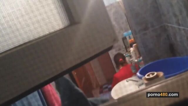 Spying on my neighbor in the bathroom HD