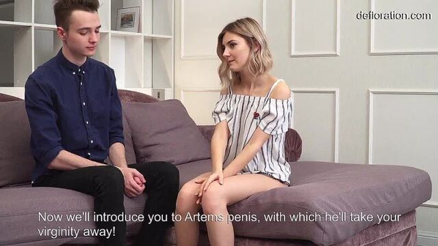 Deflowering a Russian girl Tieny Mieny